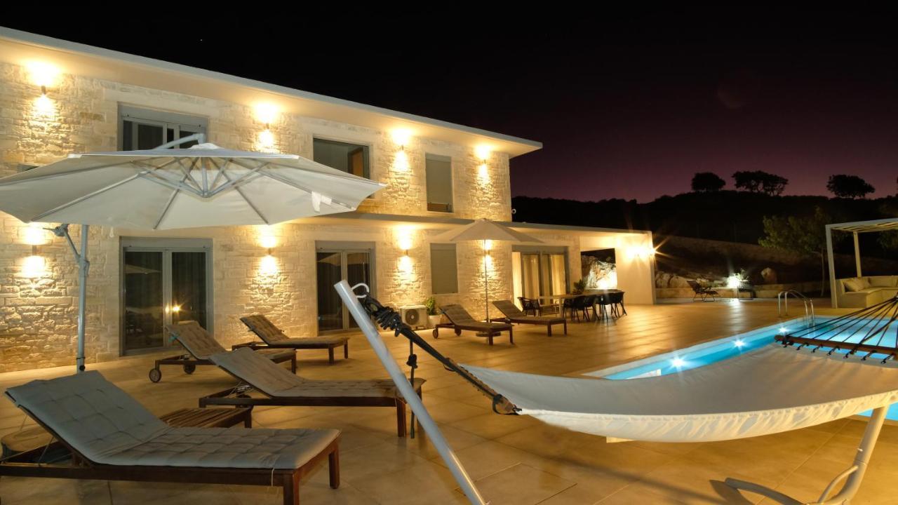 Eva Villas West With Infinity Pool & And Panoramic Sea View Gerani Chanion Dış mekan fotoğraf
